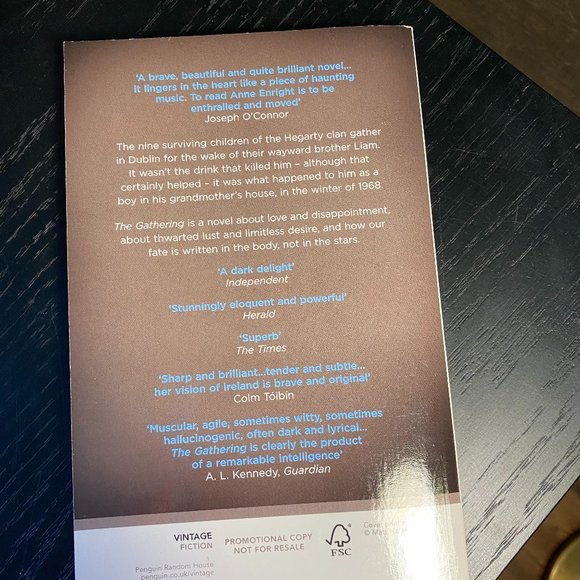 The Gathering by Anne Enright (Signed) free add on - Picture 3 of 3